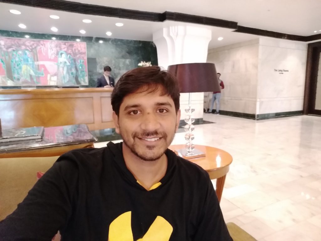ASUS ZenFone 4 Selfie Capture