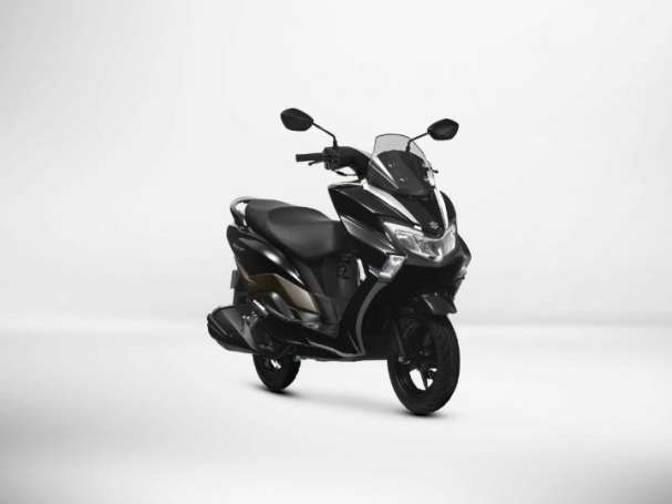 Suzuki Burgman Streeet Black