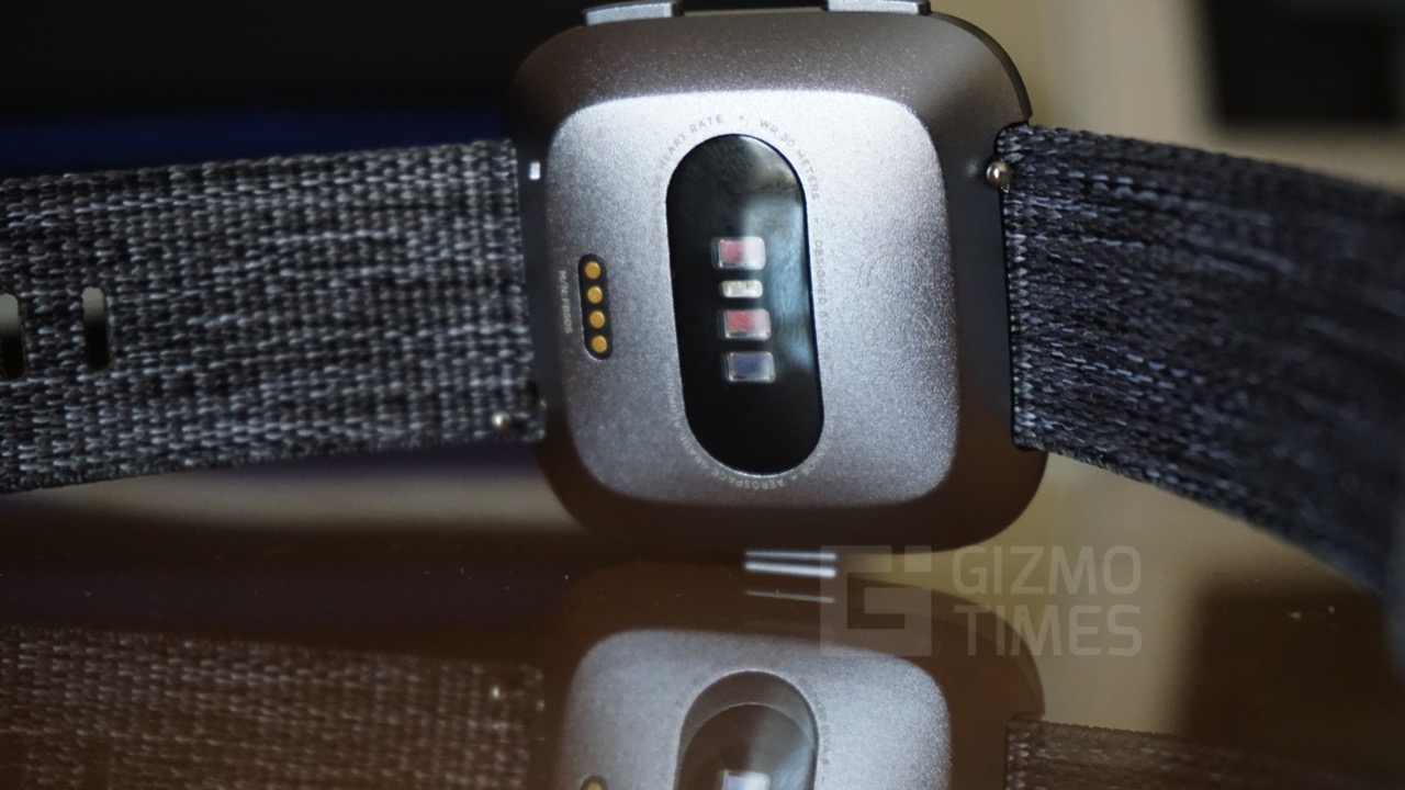 fitbit versa sensors