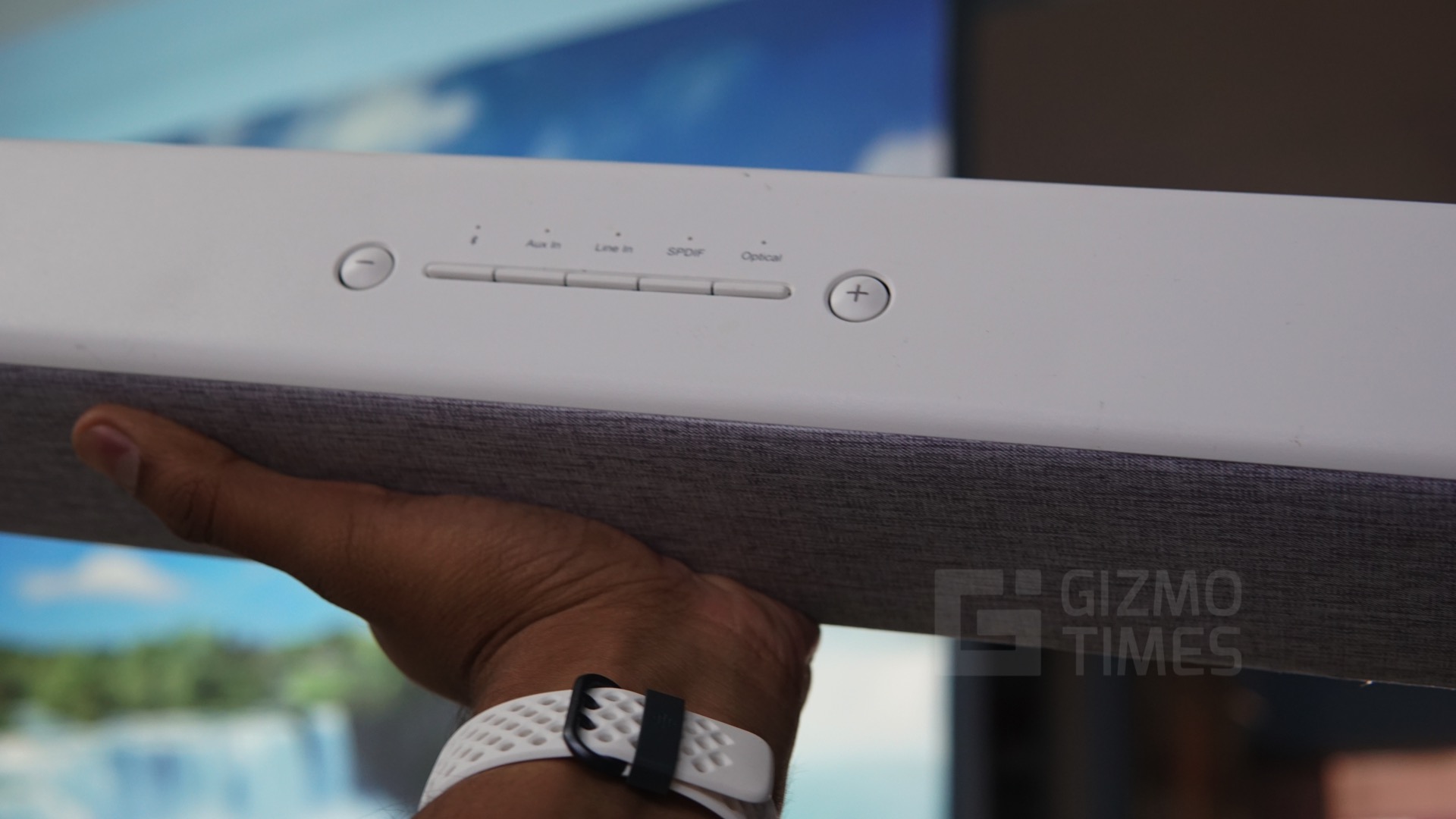 mi soundbar size