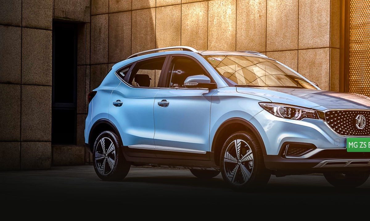 MG ZS EV Electric SUV launched in India Features, Price in India